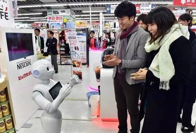 工业服务机器人两手抓从富士康看it代工厂的机器人发展之路